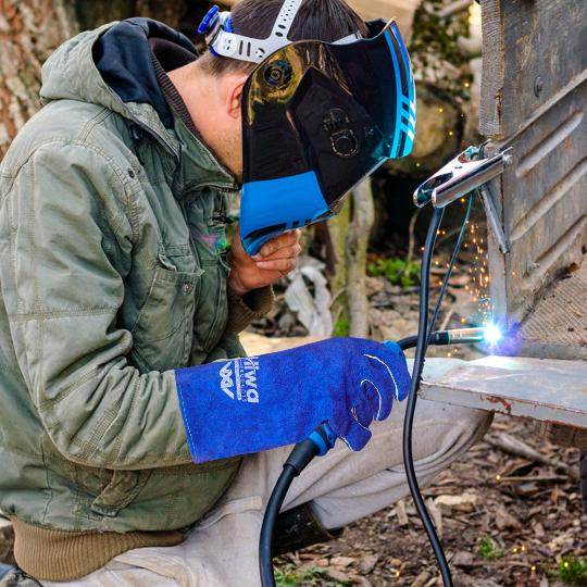 Cowhide Leather Gloves – Durable Protection for Blacksmiths & Farriers - Equine Care