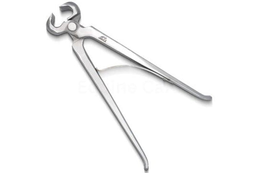 How Hoof Nippers Help Farriers: A Complete Guide