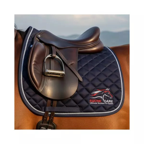 Equine Care Sattelunterlage in voller Größe (Englisch) – Wabenstruktur, rutschfest, passend für große Pferde